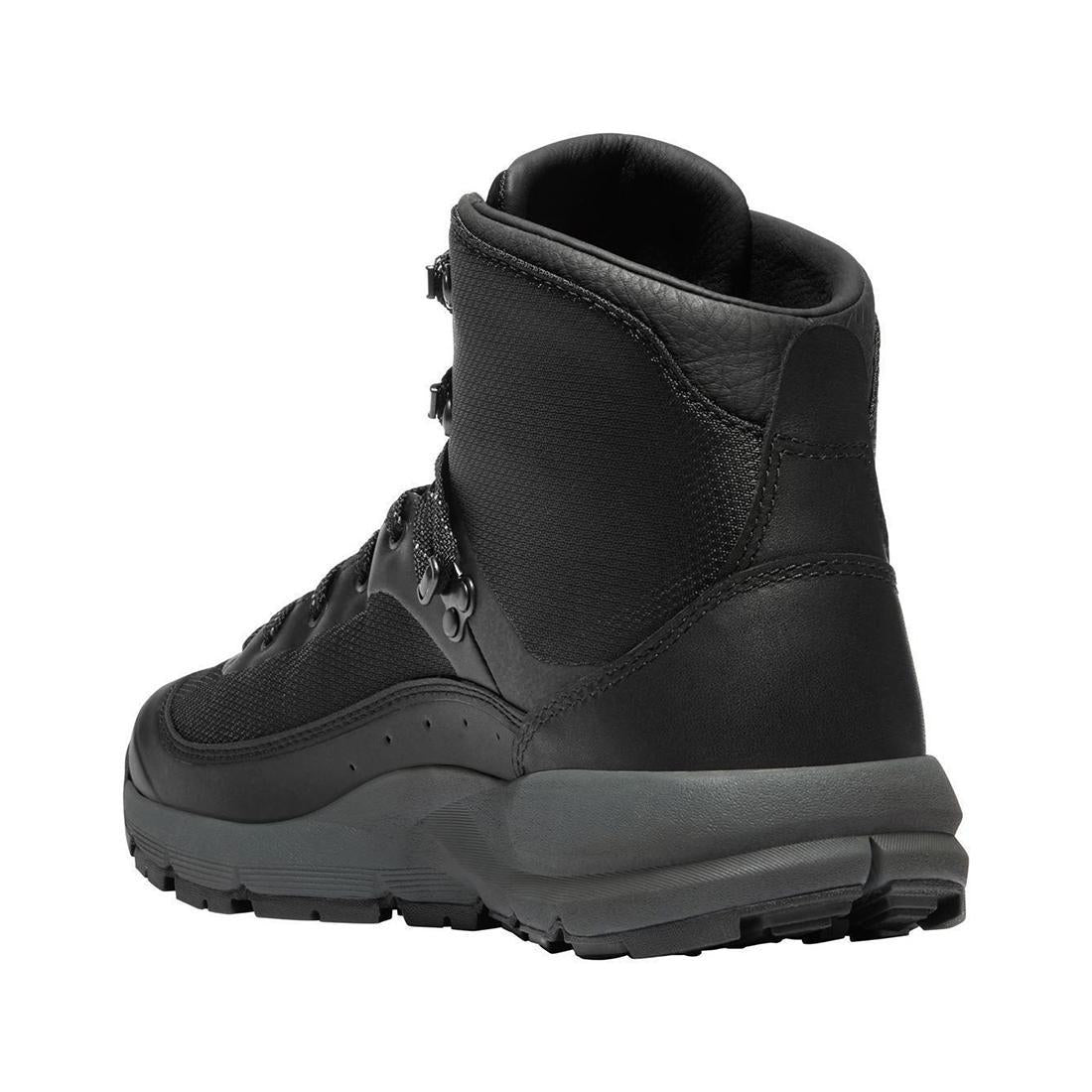 Danner Traverser 600 Jet Black Boot 33661 Back Image